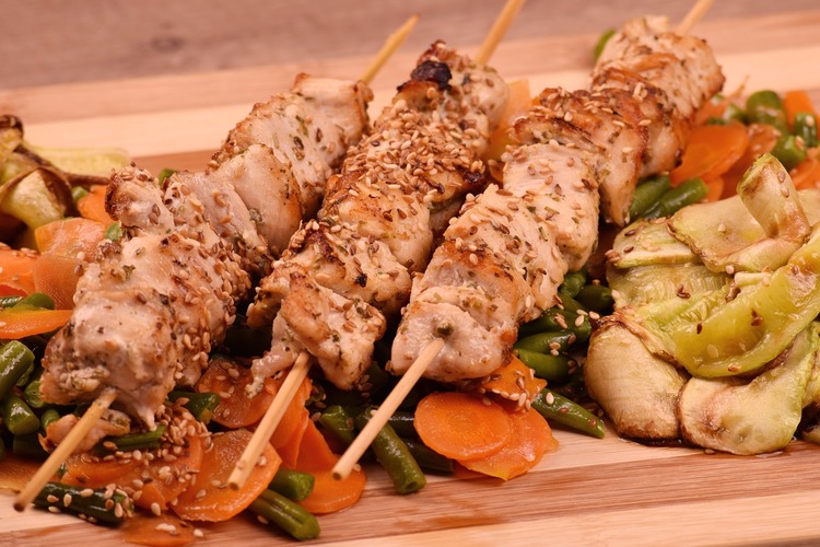 Chicken Skewers with Roasted String Beans and Carrots Recipe