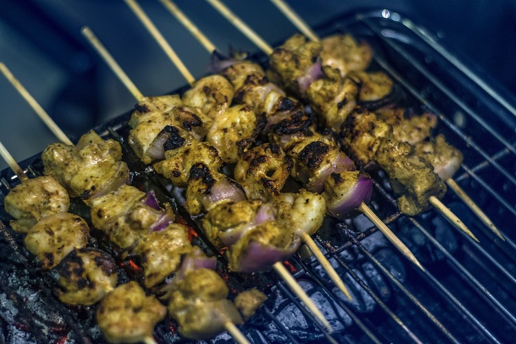 Grilled Chicken and Red Onion Skewers Recipe